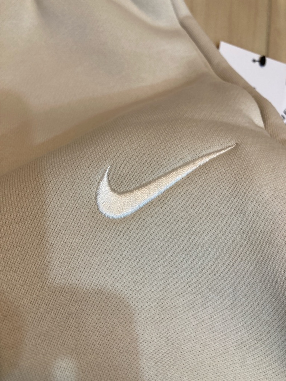 Nike women’s mid rise sweats - Picture 6 of 14